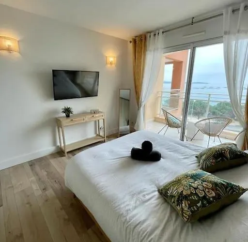 Apartment Magnifique T2 Vue Sanguinaires Ajaccio (Corsica)